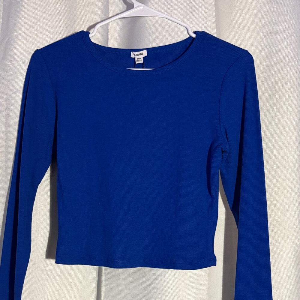 Deep blue long sleeve full top, never worn new with tags,